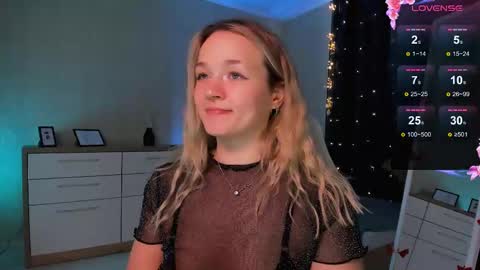 Snapshot of sherill_brill chatting on 9, 2, 2025 Sheril online show from 9, 2, 2025