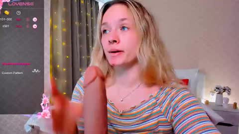 Snapshot of sherill_brill chatting on 9, 3, 2025 Sheril online show from 9, 3, 2025