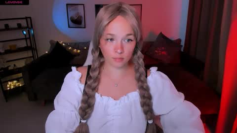 Snapshot of sherill_brill chatting on 28, 9, 2025 Sheril online show from 28, 9, 2025