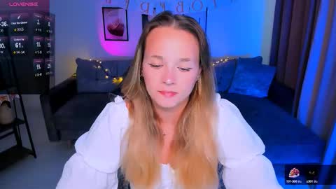 Snapshot of sherill_brill chatting on 5, 10, 2025 Sheril online show from 5, 10, 2025