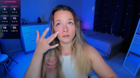 Snapshot of sherill_brill chatting on 8, 10, 2025 Sheril online show from 8, 10, 2025