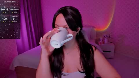 Snapshot of sherill_brill chatting on 15, 10, 2025 Sheril online show from 15, 10, 2025