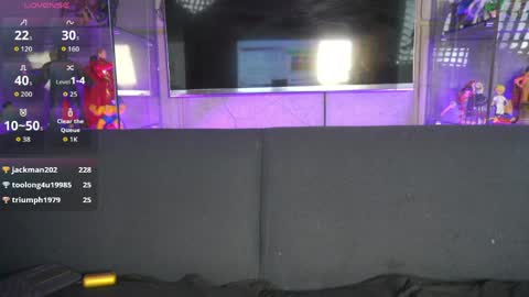 mia online show from 9, 4, 2026