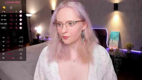 Hello guys my name is Aemilia online show from 9, 2, 2025