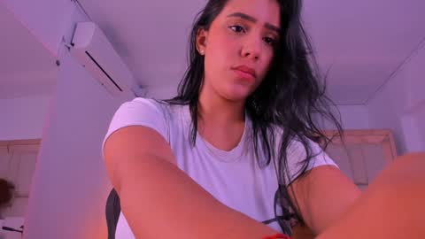 Sheyla Bakerr  online show from 14, 1, 2025