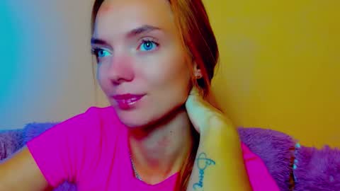 Snapshot of shinelikea_diamond chatting on 7, 10, 2025 Alexis online show from 7, 10, 2025