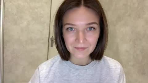 Snapshot of shining_pearl chatting on 19, 10, 2025 Jesica online show from 19, 10, 2025