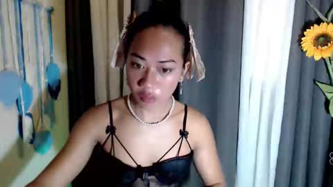 shira_cutttiebigcock online show from 20, 4, 2026