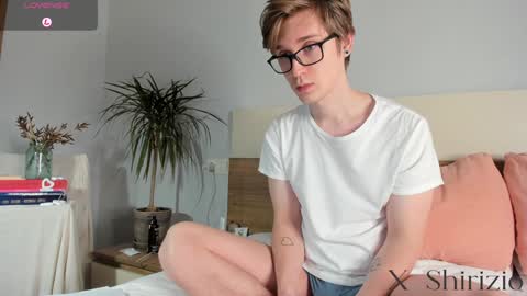 Snapshot of shirizo chatting on 2, 2, 2025 Matthew online show from 2, 2, 2025