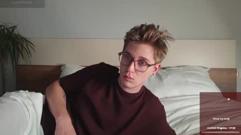 Snapshot of shirizo chatting on 12, 11, 2025 Matthew online show from 12, 11, 2025