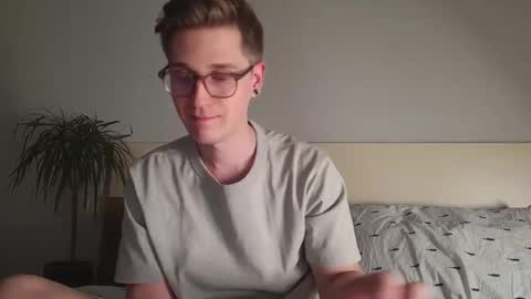 Snapshot of shirizo chatting on 19, 12, 2025 Matthew online show from 19, 12, 2025