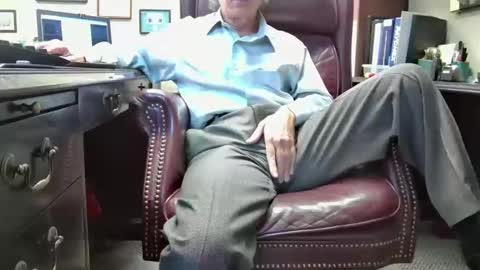 nikolas send dm for an appointment online show from 23, 10, 2025