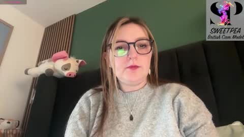 short sweetpea online show from 8, 2, 2026