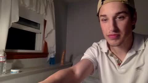 Snapshot of shortiesn40s chatting on 11, 10, 2025 shortiesn40s online show from 11, 10, 2025