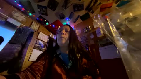 shorty920505 online show from 18, 9, 2025