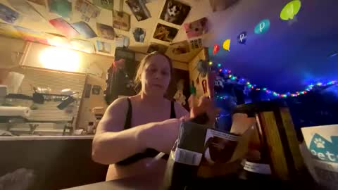 shorty920505 online show from 16, 12, 2025