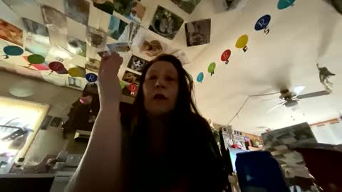 shorty920505 online show from 1, 6, 2026