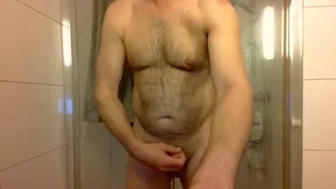 Snapshot of shosting chatting on 23, 12, 2024 JJ online show from 23, 12, 2024