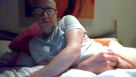 Snapshot of shosting chatting on 13, 2, 2025 JJ online show from 13, 2, 2025