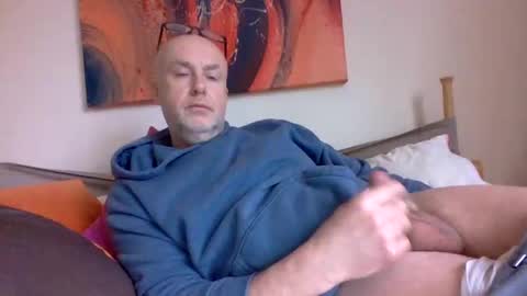 Snapshot of shosting chatting on 16, 2, 2025 JJ online show from 16, 2, 2025