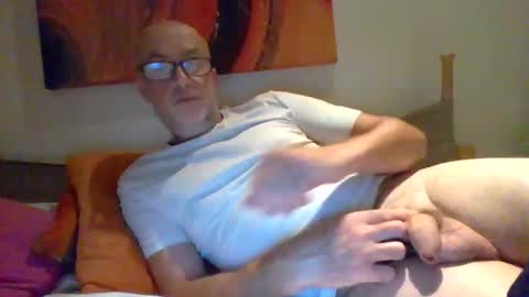 Snapshot of shosting chatting on 14, 9, 2025 JJ online show from 14, 9, 2025