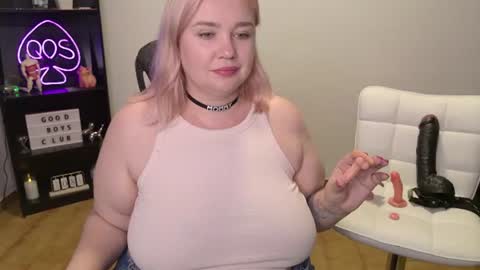 Snapshot of showmebbw chatting on 9, 6, 2026 Mimi online show from 9, 6, 2026