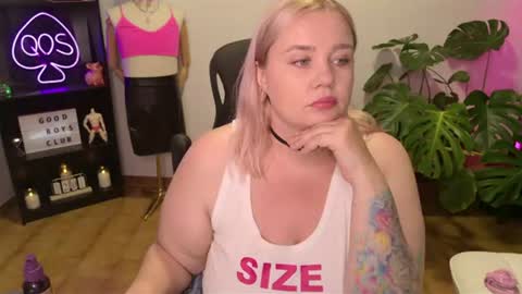 Snapshot of showmebbw chatting on 20, 7, 2026 Mimi online show from 20, 7, 2026