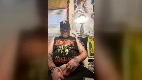 Snapshot of shredder2345 chatting on 28, 5, 2026 shredder2345 online show from 28, 5, 2026