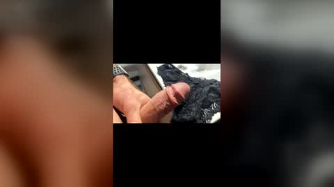 Snapshot of shtirlec86 chatting on 22, 12, 2025 Mary and Piter online show from 22, 12, 2025