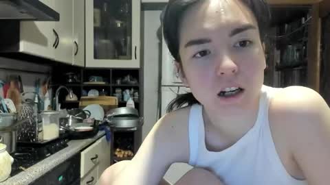 Snapshot of shtuchka2000 chatting on 15, 3, 2026 shtuchka2000 online show from 15, 3, 2026