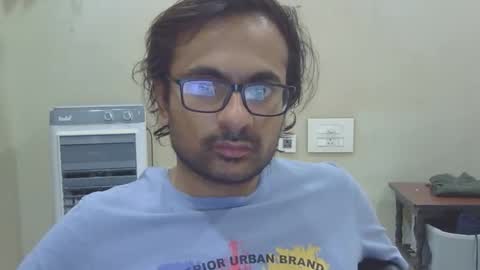 shubhamkhandelwal123 online show from 11, 4, 2026