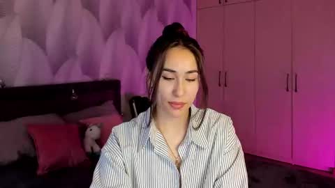 Mika online show from 29, 1, 2025