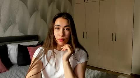 Mika online show from 20, 4, 2026