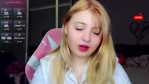 Molly online show from 20, 2, 2025