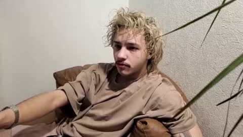 your shy boy online show from 16, 2, 2026