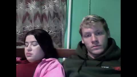 shy_couple_cute online show from 10, 2, 2025