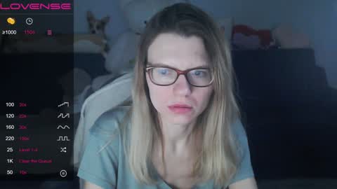 Snapshot of shy_moony chatting on 3, 2, 2025 just Alex online show from 3, 2, 2025