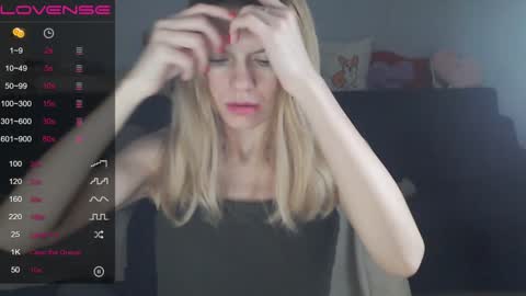 Snapshot of shy_moony chatting on 6, 2, 2025 just Alex online show from 6, 2, 2025