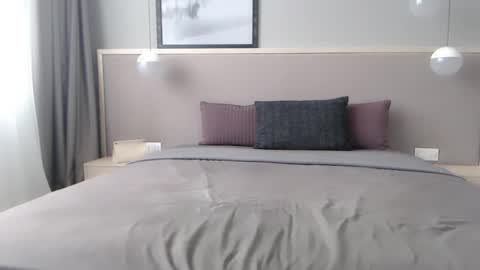 shy_schoolgirl_ online show from 28, 9, 2025