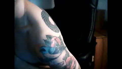 shyboyhugecum2020 online show from 14, 2, 2025