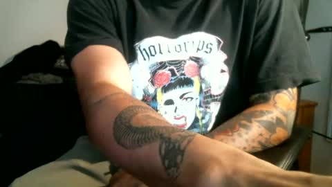 Snapshot of shyboyhugecum2020 chatting on 7, 7, 2026 shyboyhugecum2020 online show from 7, 7, 2026