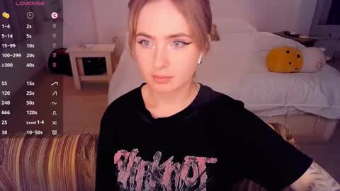 Effie online show from 3, 3, 2025