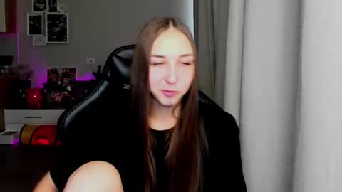 Snapshot of sia0610 chatting on 25, 9, 2025 SIA online show from 25, 9, 2025