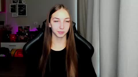 Snapshot of sia0610 chatting on 27, 9, 2025 SIA online show from 27, 9, 2025