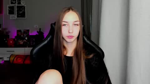 Snapshot of sia0610 chatting on 28, 9, 2025 SIA online show from 28, 9, 2025