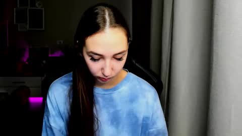 Snapshot of sia0610 chatting on 20, 10, 2025 SIA online show from 20, 10, 2025