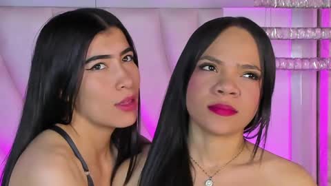 Snapshot of siara_lewis_ chatting on 28, 5, 2026 Siara and Zoe tattoo online show from 28, 5, 2026