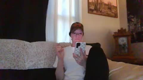 Mrs. St. Patrickk online show from 8, 4, 2026