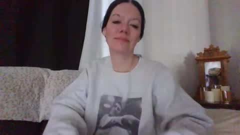 Mrs. St. Patrickk online show from 19, 4, 2026