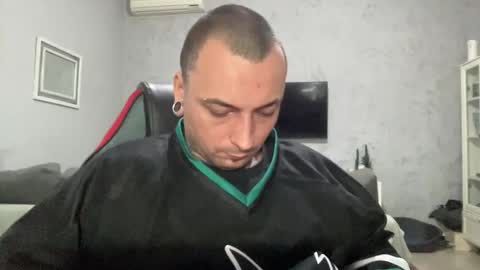 sidvicious23cm online show from 14, 1, 2026